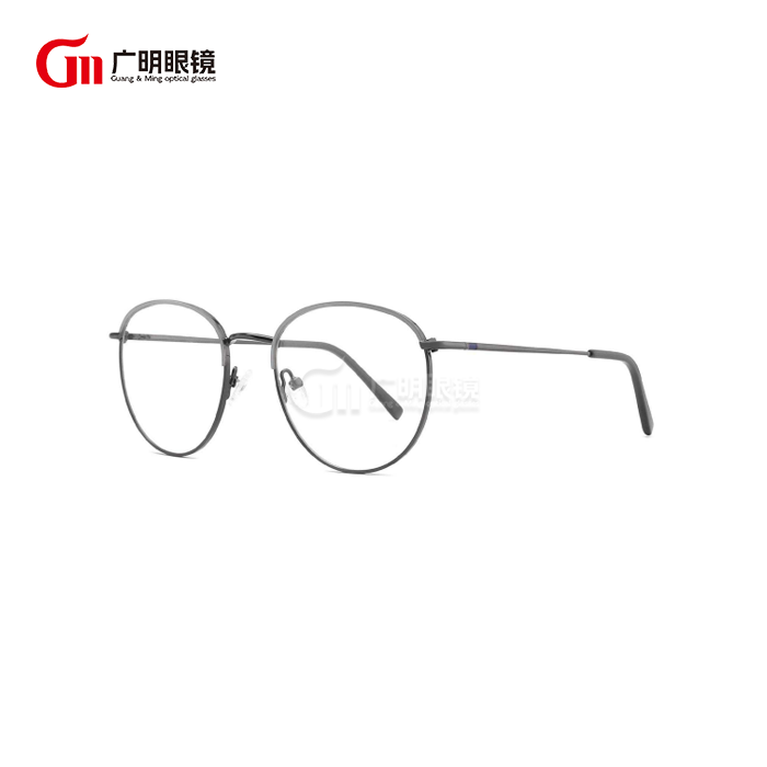 Are Round Wire Glasses in Fashion?
